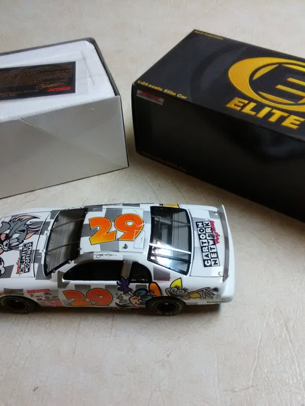 1/24 JEFF GREEN #29 TOM & JERRY 1997 MONTE CARLO 1:24 - NO BUNDLES PLEASE